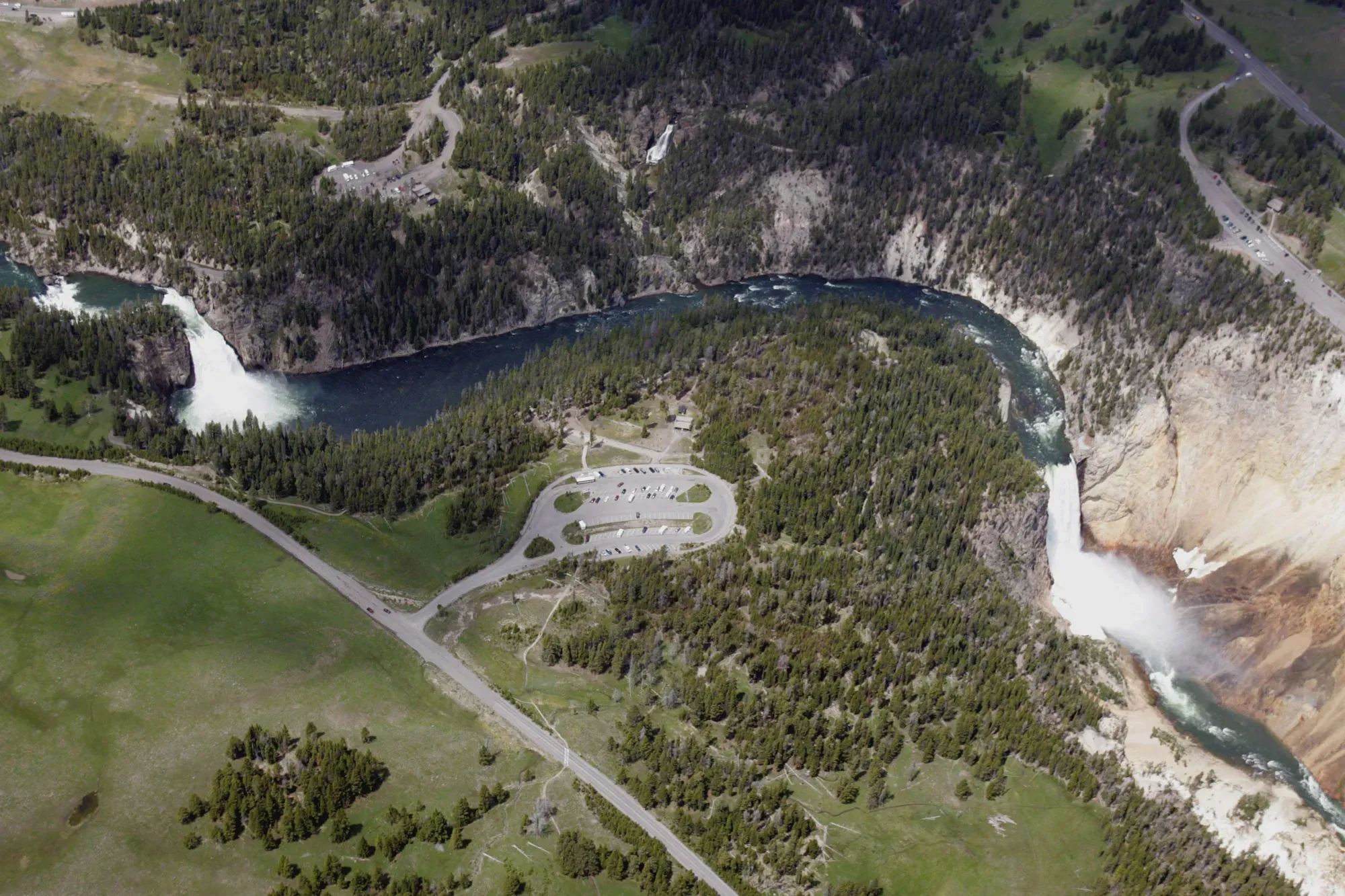 Dramatic canyon and mountain views near Yellowstone