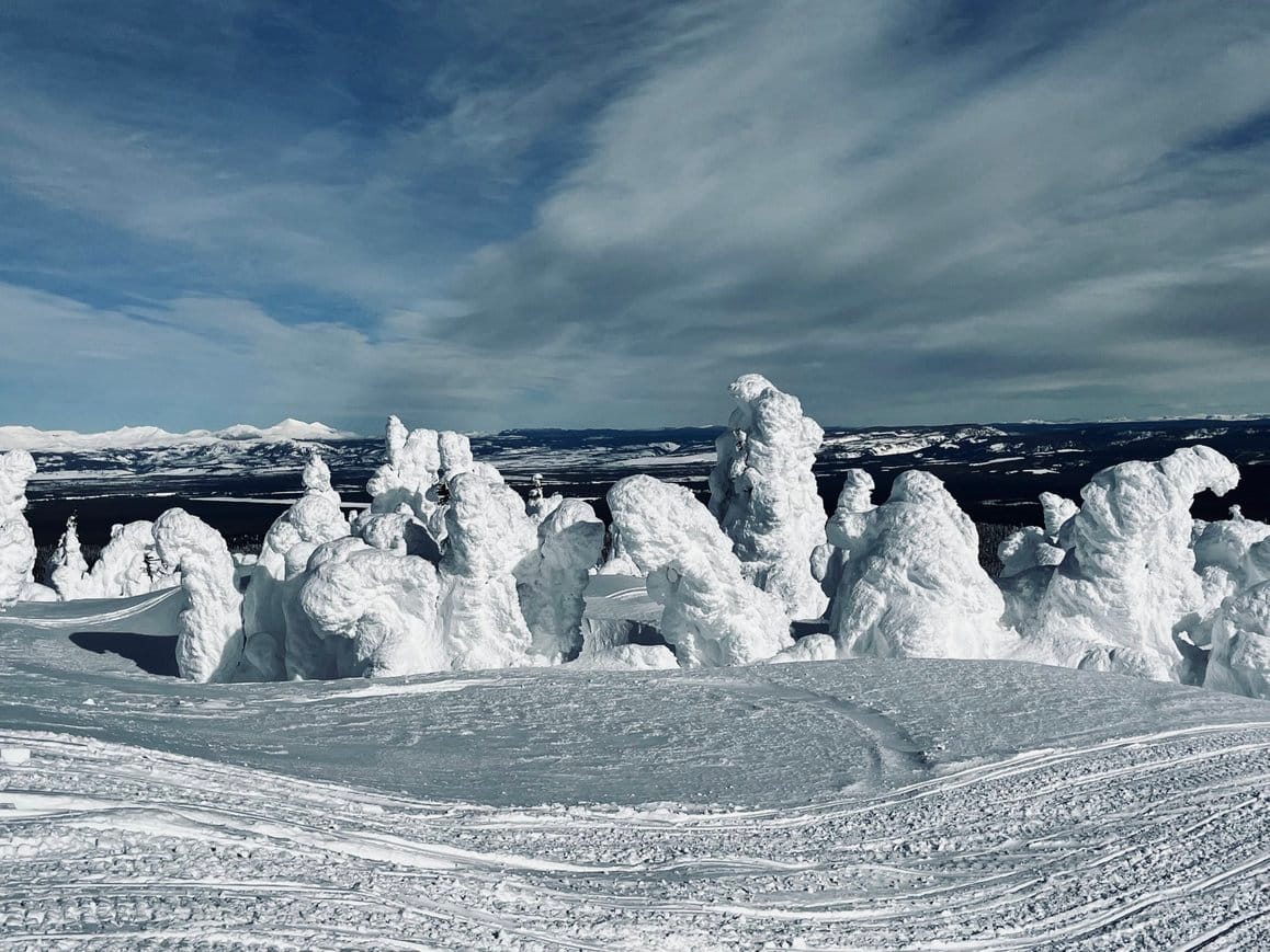 Massive snow ghost formation on Two Top Mountain